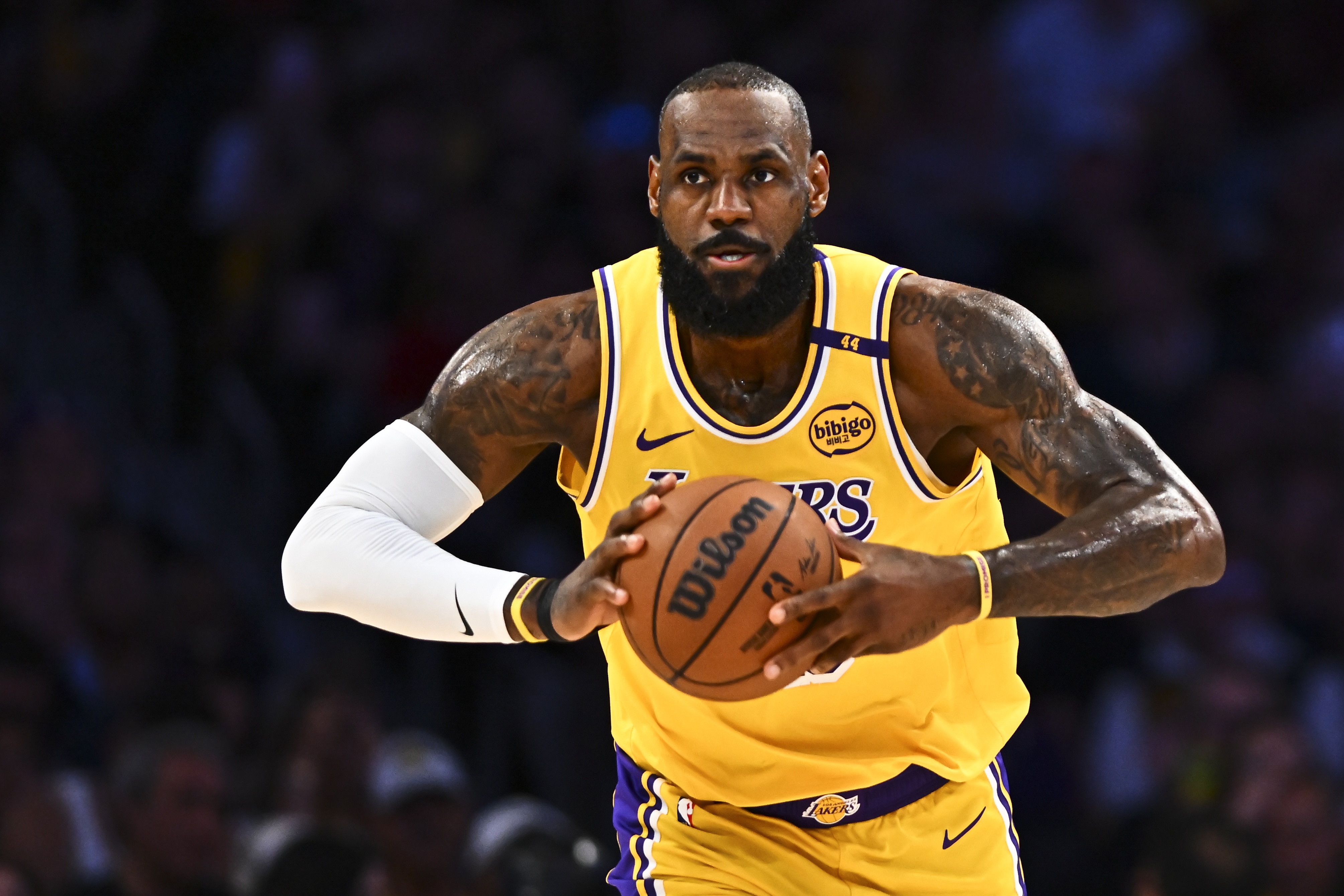 赛地聚焦：NBA季后赛清晨热度飙升，广厦男篮篮板制胜，话题不断，纪律约束更严格的简单介绍